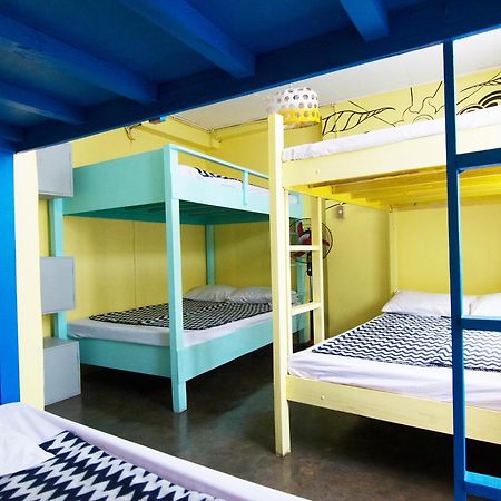 Hostel Go Surfari House Baler Exteriér fotografie