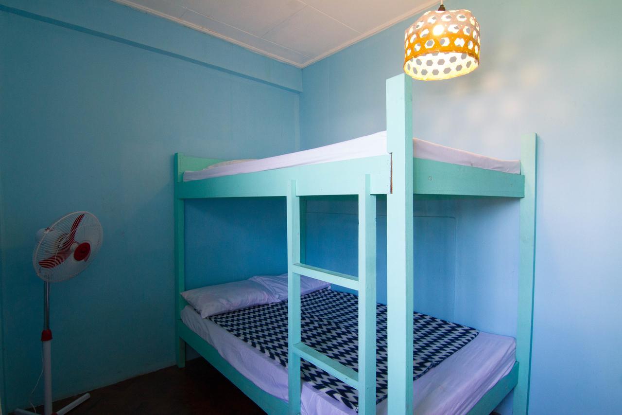 Hostel Go Surfari House Baler Exteriér fotografie