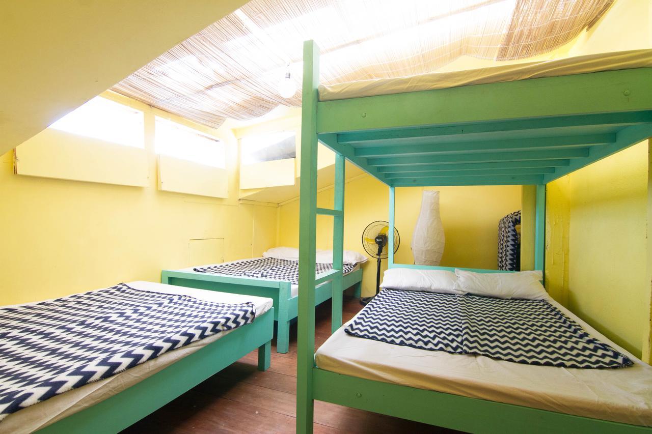 Hostel Go Surfari House Baler Exteriér fotografie